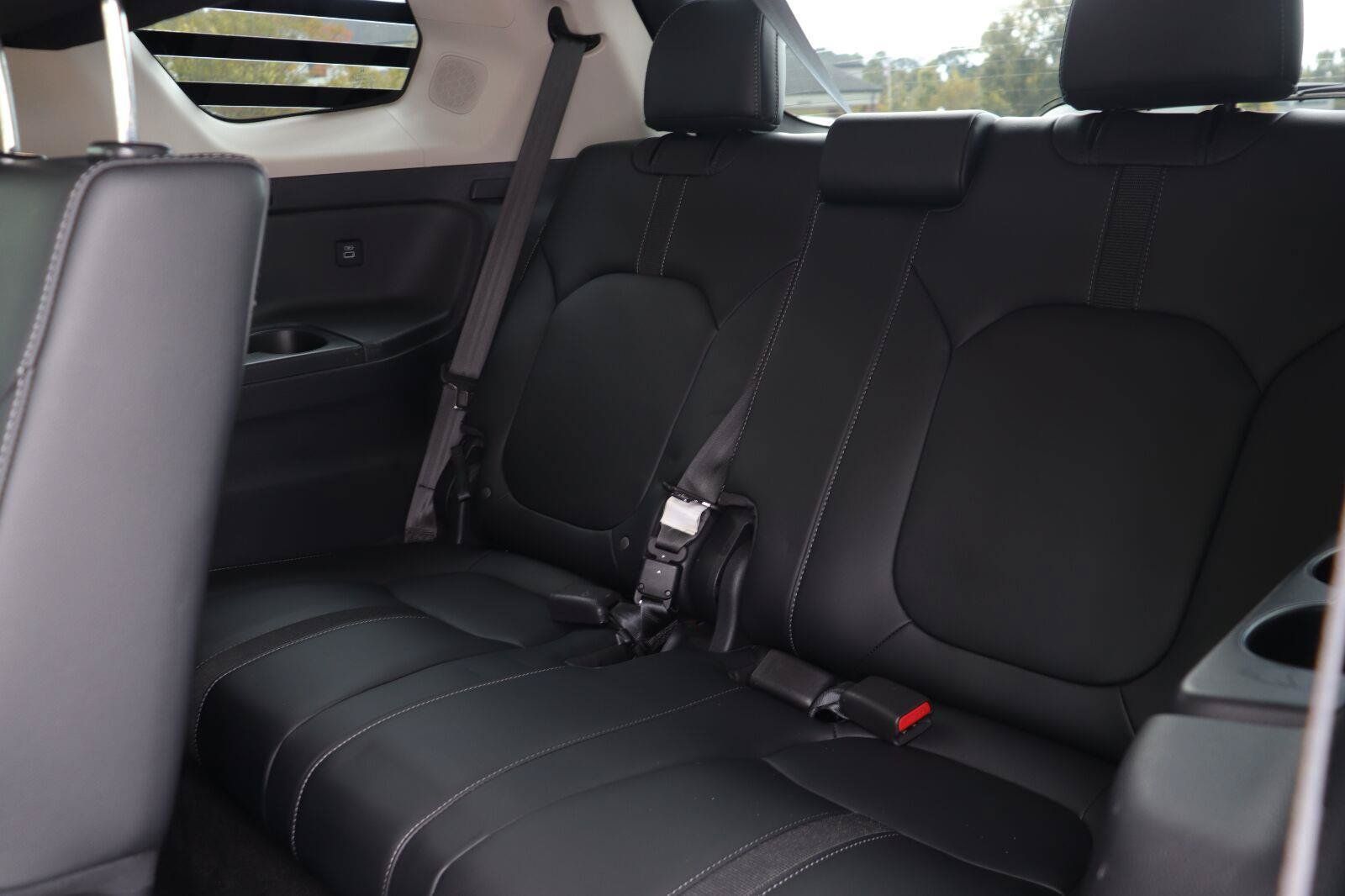 Used 2023 Honda Pilot Touring image 15