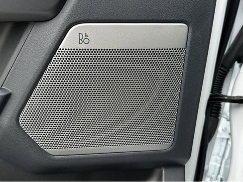 New 2025 Ford F250 Lariat w/ Lariat Ultimate Package image 38