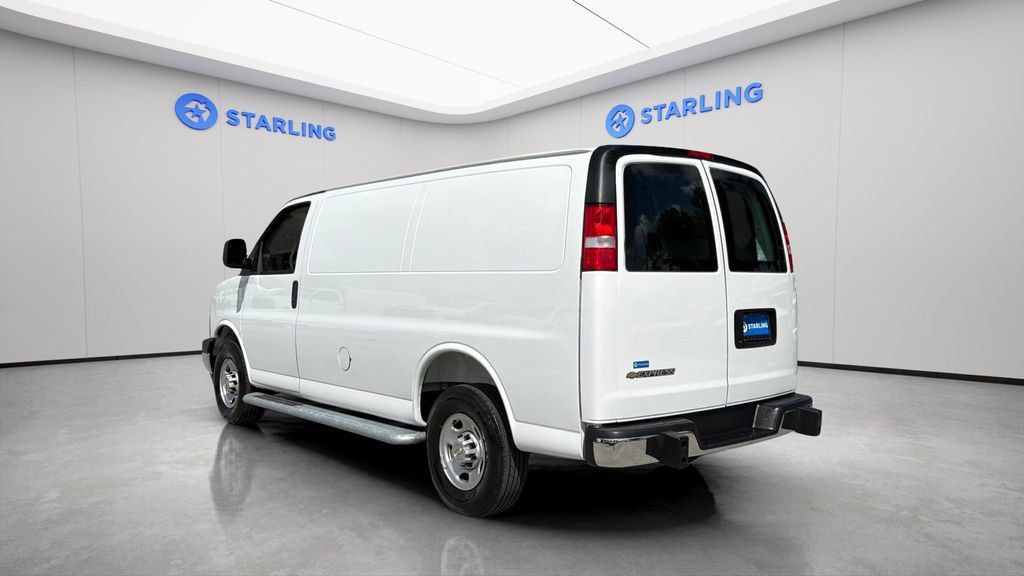 Used 2025 Chevrolet Express 2500 w/ Driver Convenience Package RWD image 10