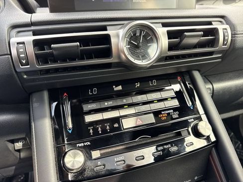 Used 2022 Lexus IS 300 w/ Premium Package RWD image 19