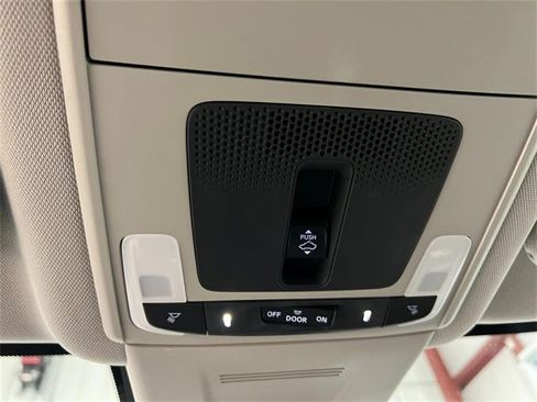 New 2025 Honda CR-V EX-L image 25