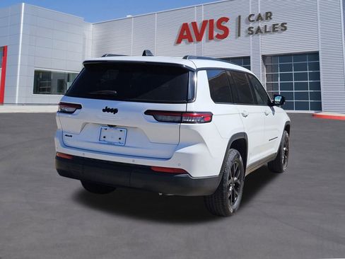 Used 2024 Jeep Grand Cherokee L Laredo image 6