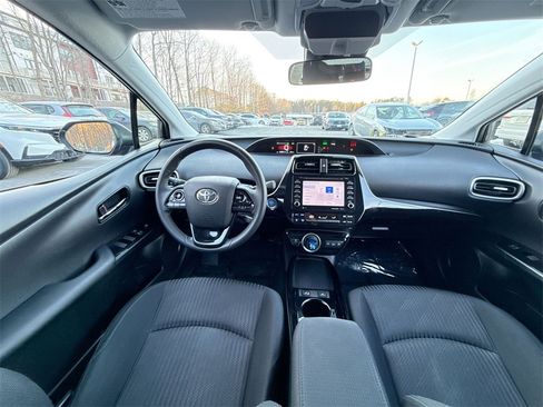 Used 2021 Toyota Prius Prime LE image 21