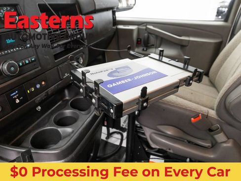 Used 2021 Chevrolet Express 2500 RWD image 18
