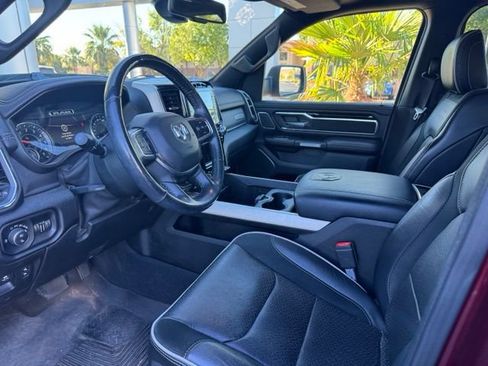 Used 2019 RAM 1500 Laramie AWD/4WD image 5