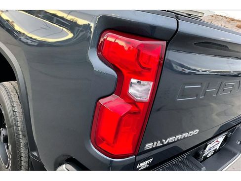 Used 2020 Chevrolet Silverado 3500 LTZ w/ LTZ Plus Package image 24