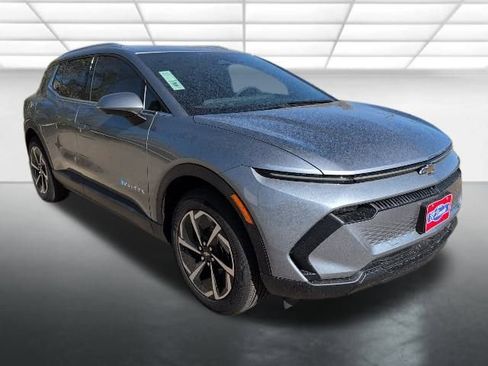 New 2026 Chevrolet Equinox EV LT image 1