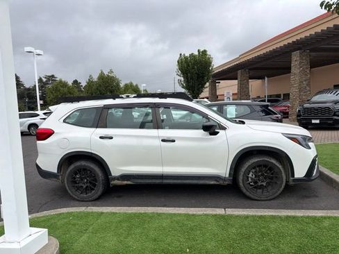 Used 2024 Subaru Ascent 8-Passenger AWD/4WD image 6