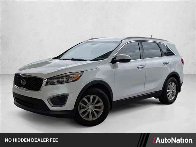 Used 2016 Kia Sorento FWD image 1