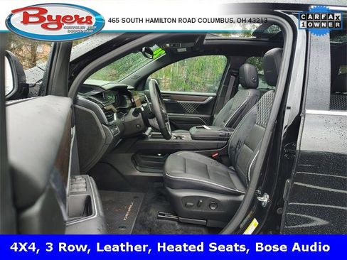 Used 2024 GMC Acadia Denali image 2