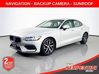 Used 2020 Volvo S60 T6 Momentum