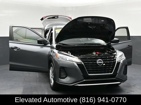 Used 2024 Nissan Kicks S FWD image 35