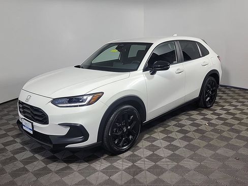 Certified 2024 Honda HR-V Sport image 12