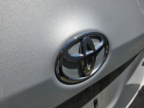 Used 2014 Toyota Corolla LE FWD image 4