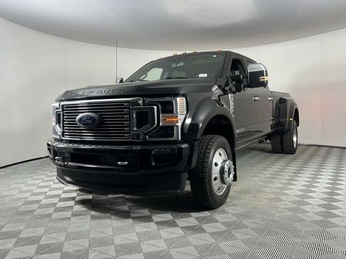 Used 2021 Ford F450 Platinum w/ FX4 Off-Road Package image 13