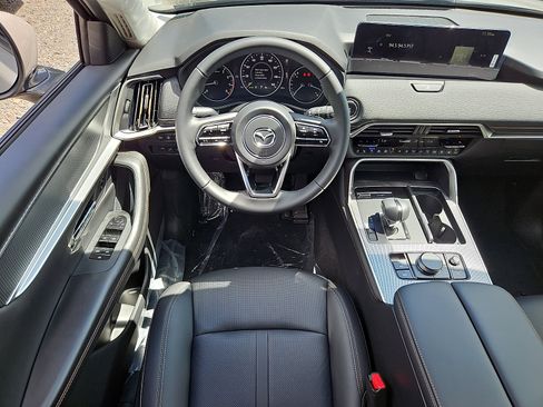 New 2026 MAZDA CX-90 3.3 Turbo w/ Preferred Package AWD/4WD image 9