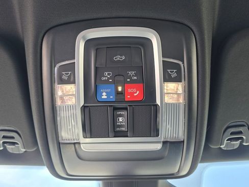 Used 2025 RAM 1500 Laramie w/ Sport Appearance Package AWD/4WD image 29