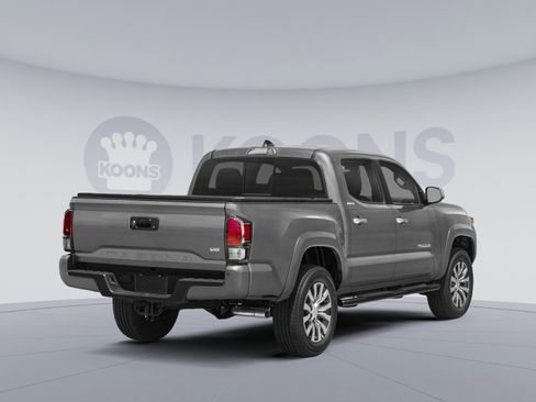 Used 2020 Toyota Tacoma Limited AWD/4WD image 2