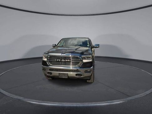 Used 2019 RAM 1500 Laramie AWD/4WD image 3