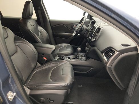 Used 2020 Jeep Cherokee Limited image 21