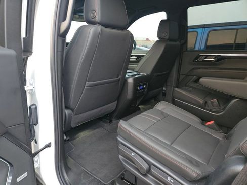 Used 2025 Chevrolet Tahoe RST w/ Comfort Package RWD image 10