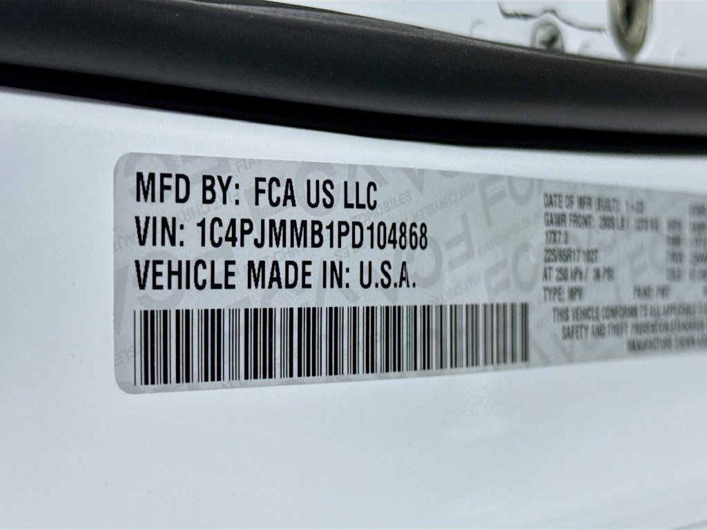 Used 2023 Jeep Cherokee Altitude Lux w/ Lux Elite Package AWD/4WD image 35