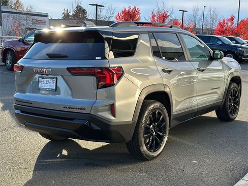 Used 2026 GMC Terrain Elevation w/ Elevation Premium Package image 5