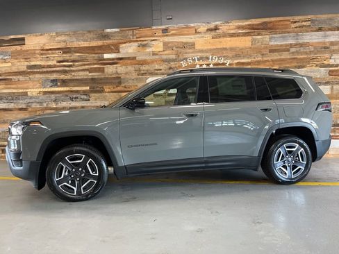 New 2026 Jeep Cherokee Laredo AWD/4WD image 20