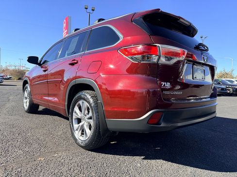 Used 2015 Toyota Highlander XLE image 35