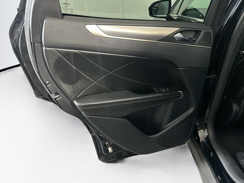 Used 2017 Lincoln MKC Premiere FWD image 26