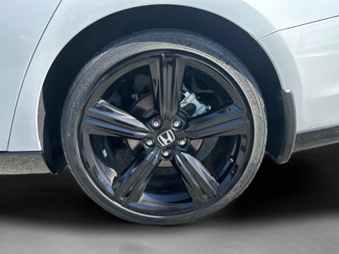 Used 2023 Honda Accord Sport image 30