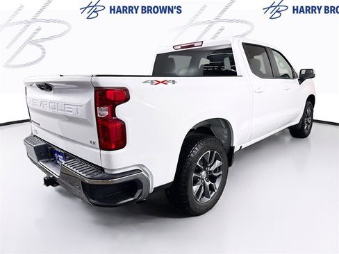 Used 2024 Chevrolet Silverado 1500 LT image 30