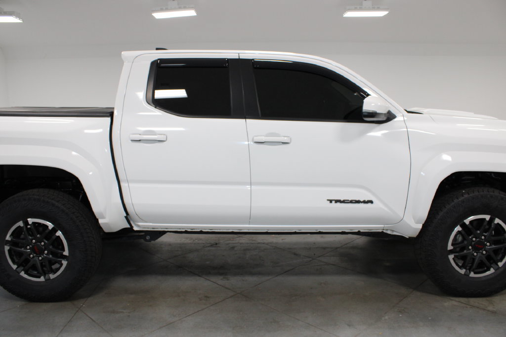 Used 2024 Toyota Tacoma TRD Sport w/ TRD Sport Upgrade Package AWD/4WD image 11