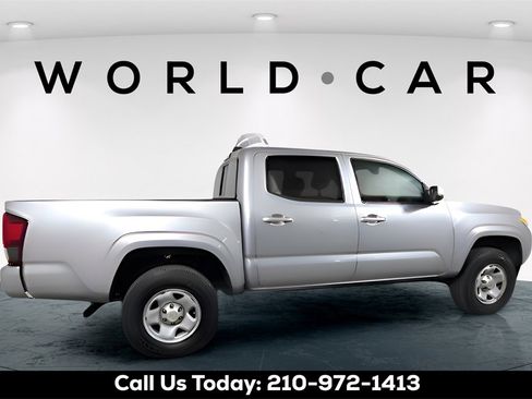 Used 2023 Toyota Tacoma SR image 11