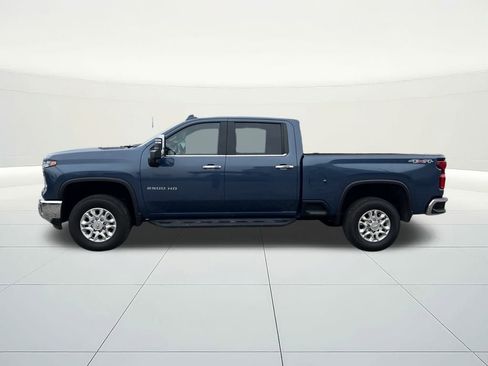 Used 2024 Chevrolet Silverado 2500 LTZ w/ LTZ Premium Package image 2