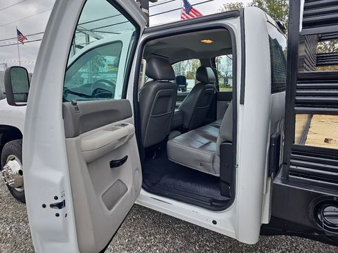 Used 2014 Chevrolet Silverado 3500 W/T w/ Skid Plate Package image 16