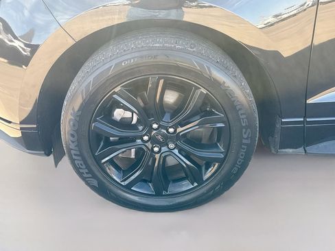 Used 2022 Ford Edge SE w/ Black Appearance Package image 31