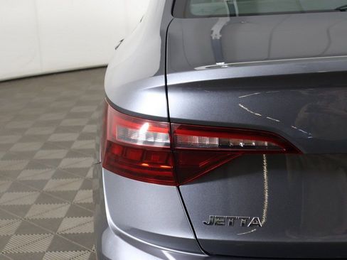 Used 2021 Volkswagen Jetta S image 12