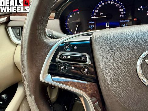 Used 2014 Cadillac XTS Luxury FWD image 25