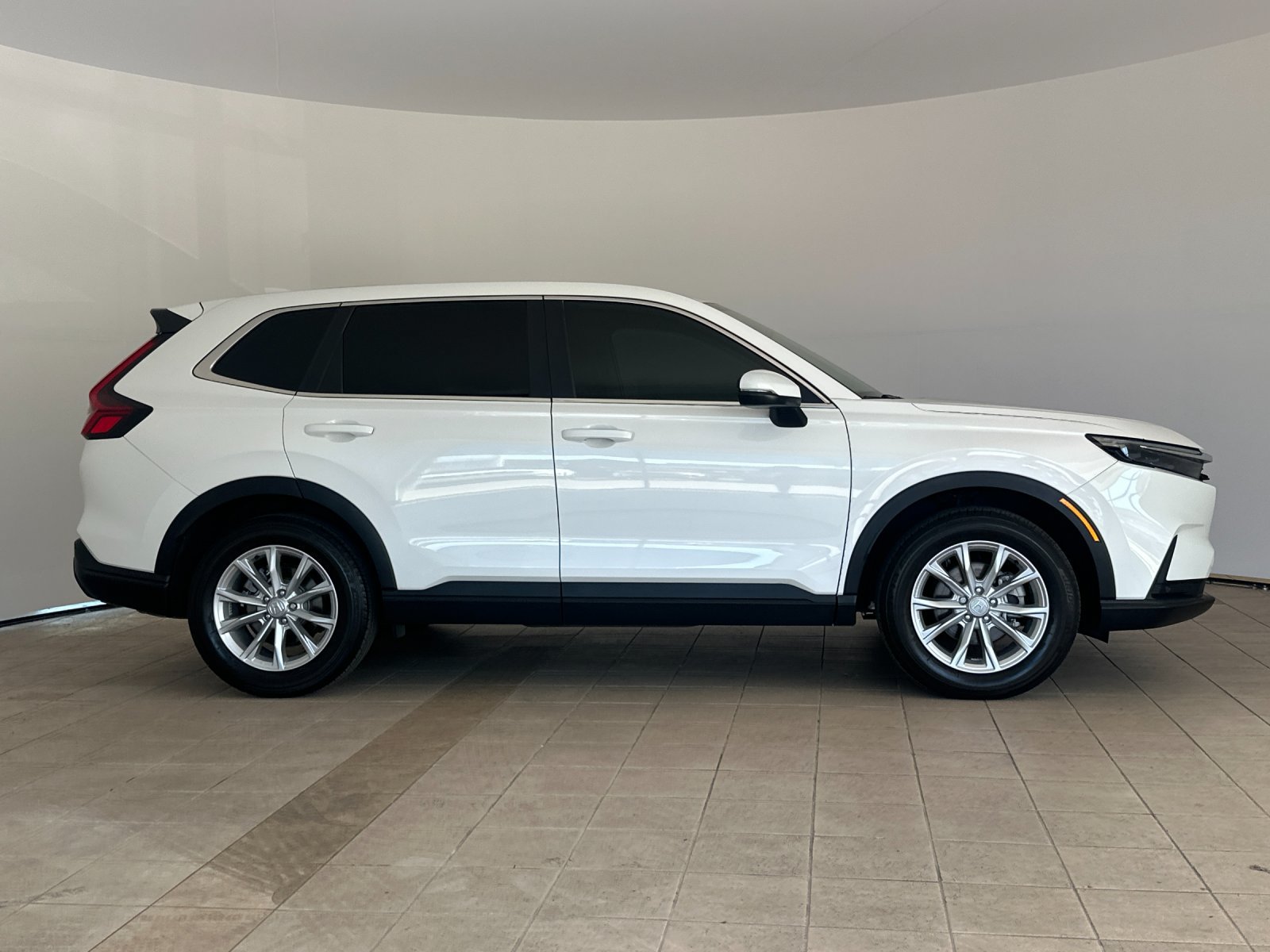 Used 2025 Honda CR-V EX-L image 7