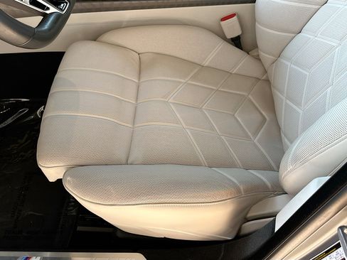 Certified 2023 BMW 760i xDrive image 20