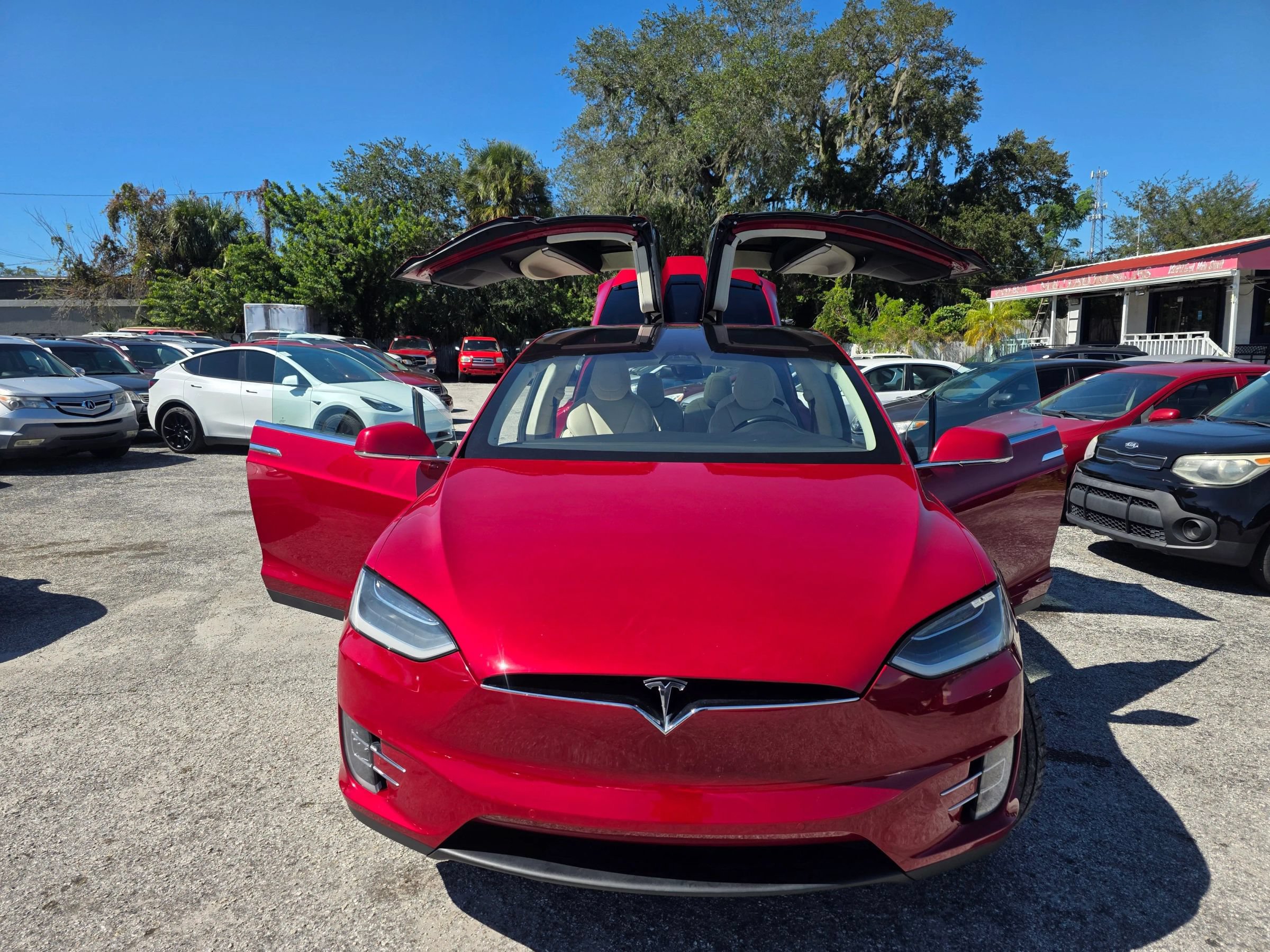 Used 2017 Tesla Model X 100D AWD/4WD image 2