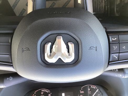New 2026 RAM ProMaster 2500 FWD image 24
