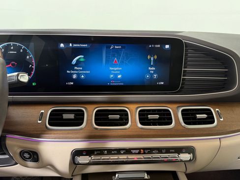 Used 2020 Mercedes-Benz GLE 350 image 23