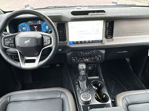 New 2025 Ford Bronco Outer Banks AWD/4WD image 22