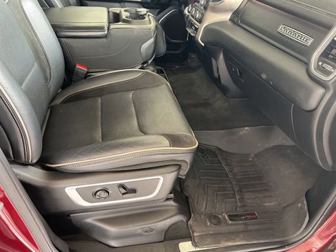 Used 2019 RAM 1500 Laramie image 23