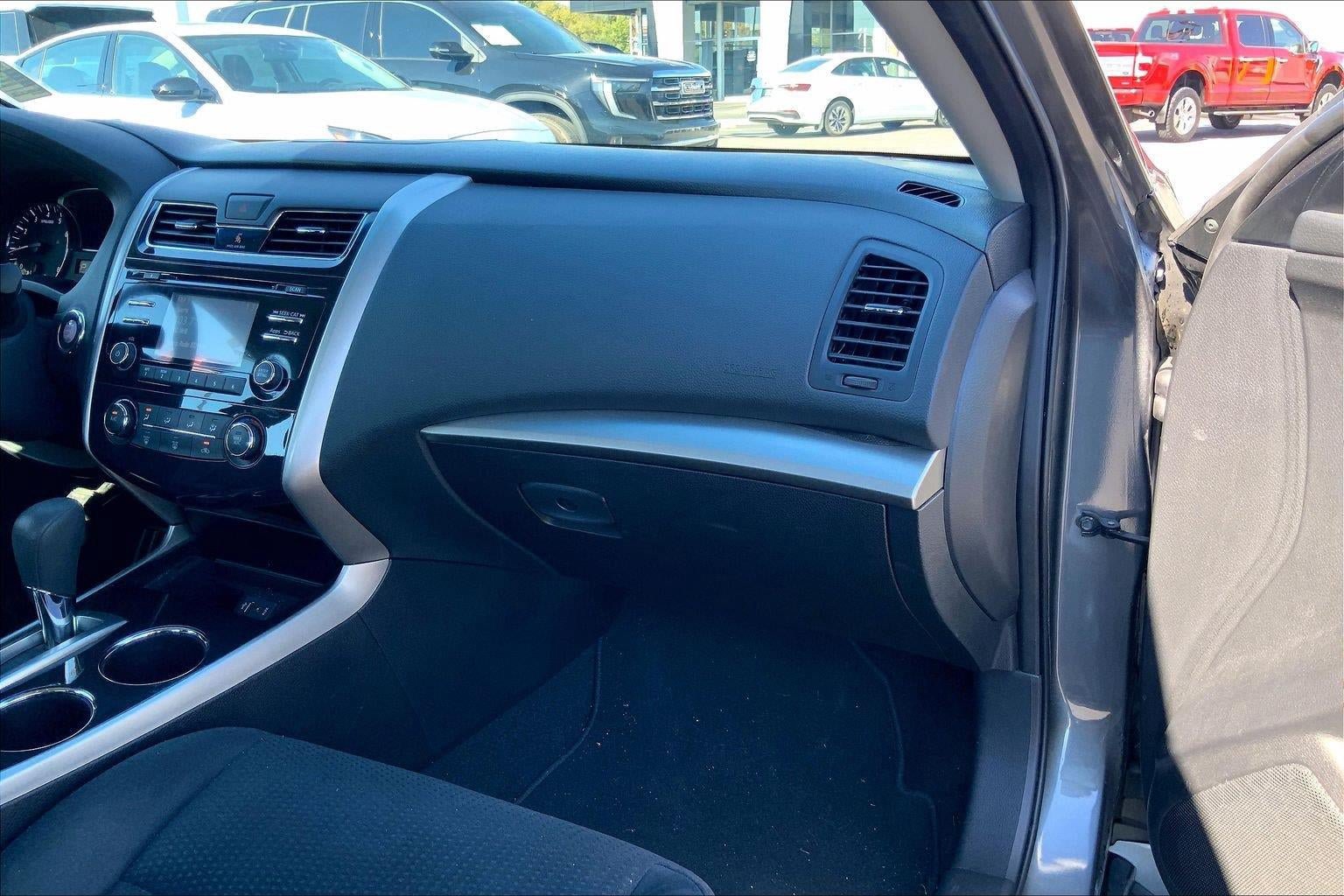 Used 2014 Nissan Altima 2.5 S w/ Display Audio Package FWD image 14