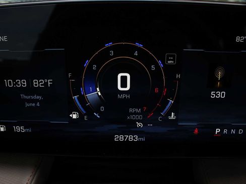 Used 2025 Chevrolet Equinox ACTIV w/ Safety and Technology Package FWD image 36