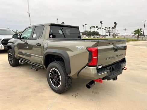 New 2026 Toyota Tacoma TRD Off-Road AWD/4WD image 5