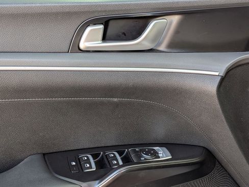 Used 2023 Kia K5 GT-Line image 4